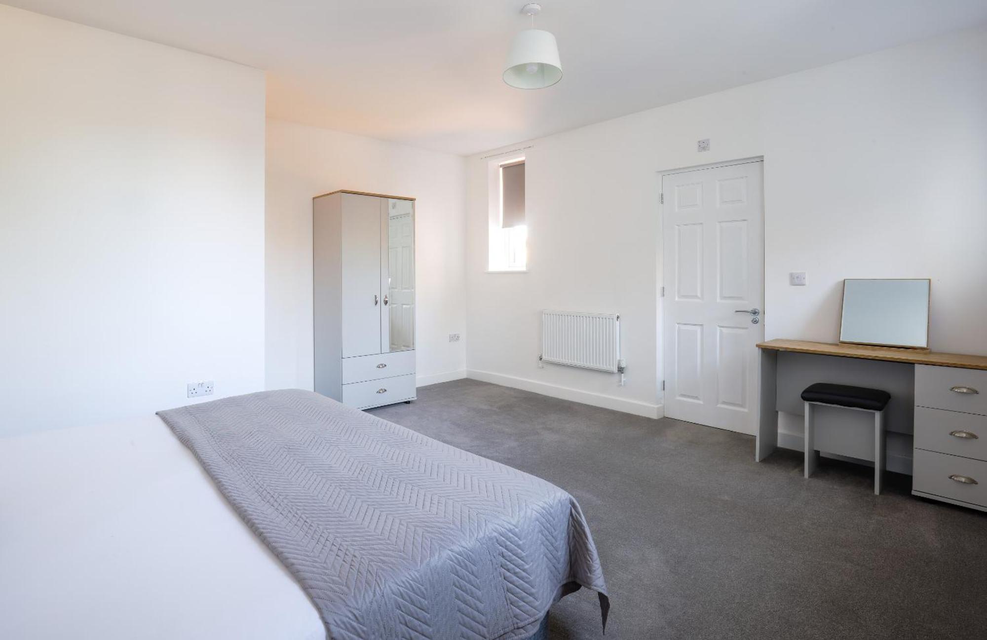 Modern, City Living Apartments- Private Parking Oxford Room photo