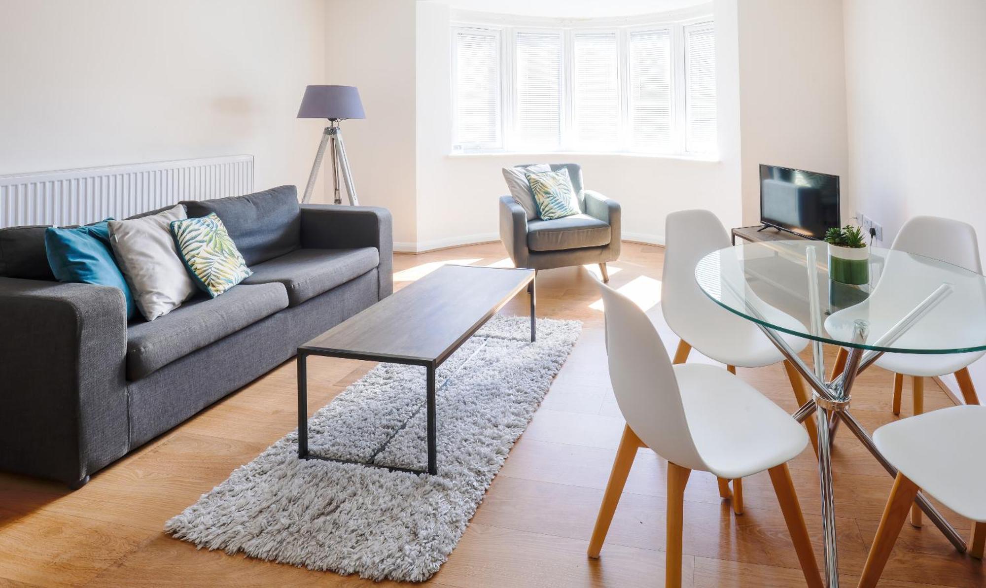 Modern, City Living Apartments- Private Parking Oxford Room photo